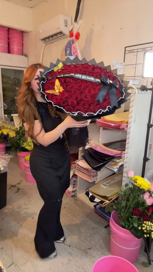 100 Rose Bouquet